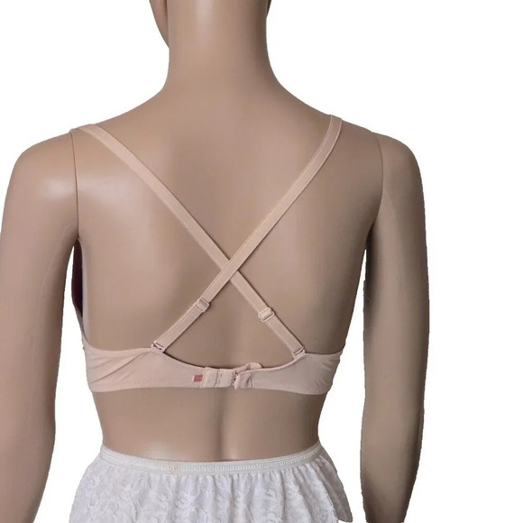 Pink Victoria’s Secret Pushup lined underwire Bra Size 34C - Picture 4 of 7